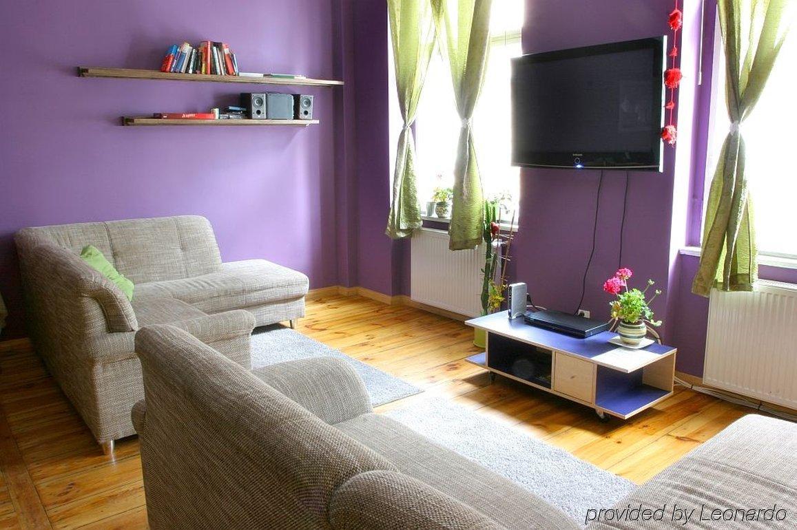 Frolic Goats Hostel 포즈난 객실 사진