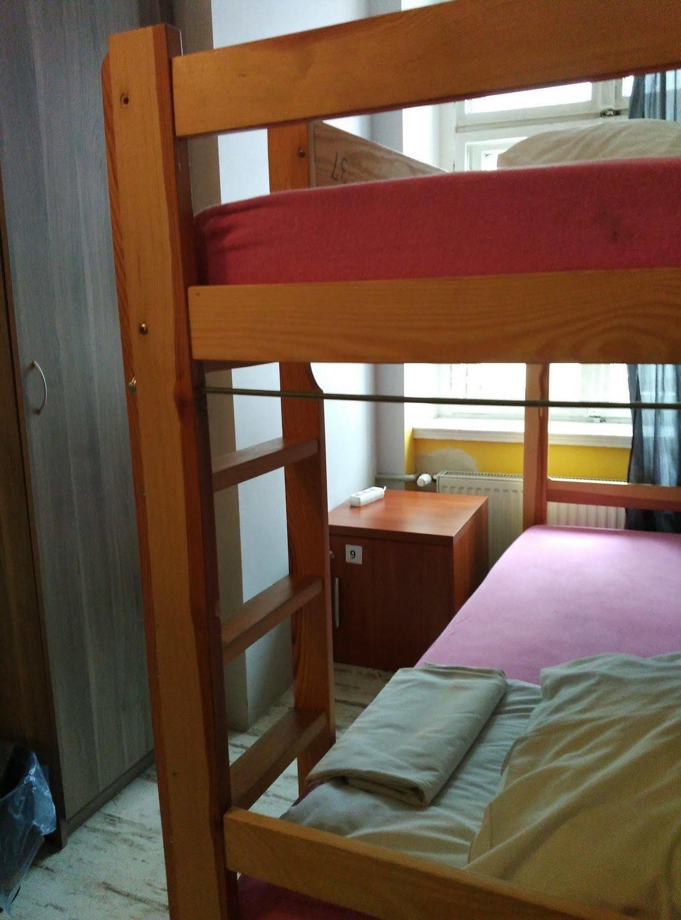 Frolic Goats Hostel 포즈난 외부 사진
