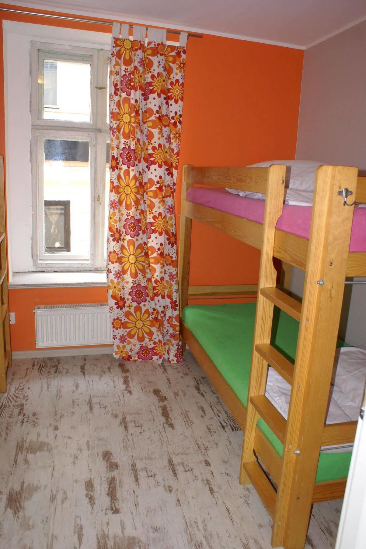 Frolic Goats Hostel 포즈난 외부 사진
